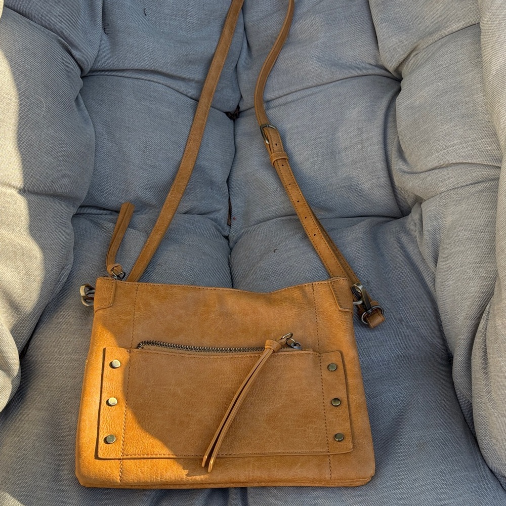 Antik Kraft Tan Crossbody Bag